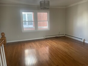 32 Pine St in Norwalk, CT - Building Photo - Building Photo