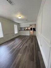 827 Booth St in Houston, TX - Foto de edificio - Building Photo