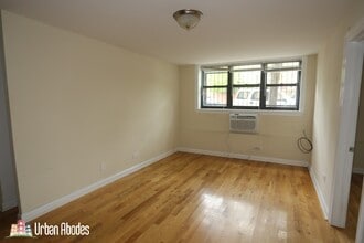 456 W Barry Ave, Unit A03C in Chicago, IL - Building Photo - Building Photo