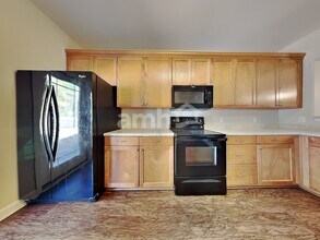 24 Chapel Lk N in Savannah, GA - Building Photo - Building Photo