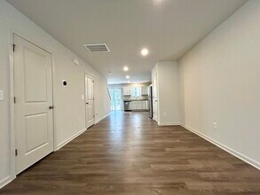 137 Villa Ln in Lincolnton, NC - Building Photo - Building Photo