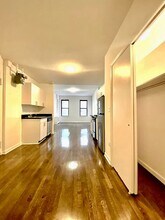 E 89 ST in New York, NY - Building Photo - Building Photo
