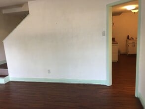 2721 N M St in Pensacola, FL - Foto de edificio - Building Photo