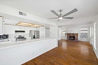 501 Avenida Victoria in San Clemente, CA - Building Photo - Building Photo