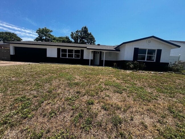 property at 1409 Cadillac Dr