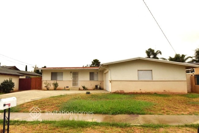 property at 1135 Erica St