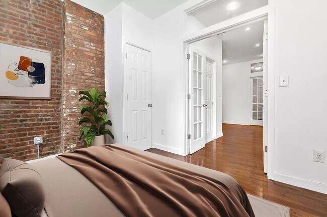 72 Forsyth St-Unit -13 in New York, NY - Building Photo - Building Photo