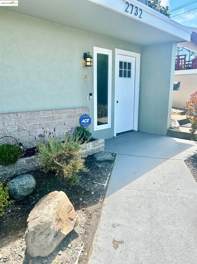 2732 Del Monte Ave in El Cerrito, CA - Building Photo - Building Photo