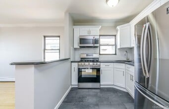 1209 E 93rd St in Brooklyn, NY - Building Photo - Building Photo