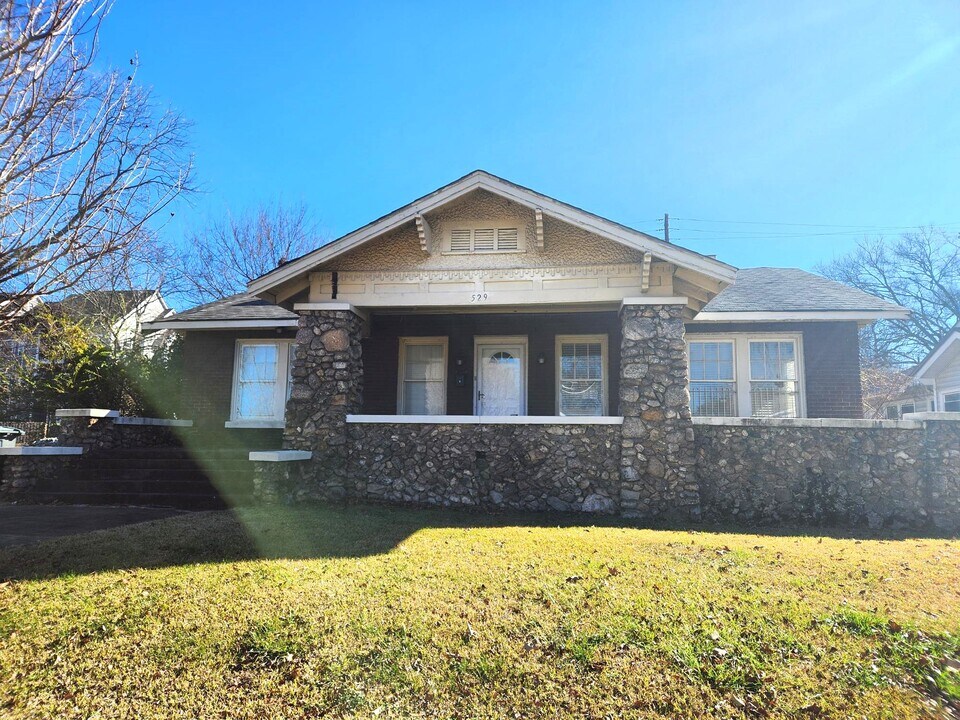 529 10th Ct S in Birmingham, AL - Building Photo