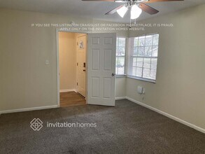 984 Oak Dr in Oviedo, FL - Foto de edificio - Building Photo