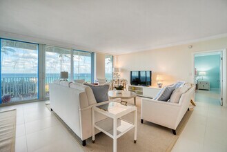 340 S Ocean Blvd in Palm Beach, FL - Building Photo - Building Photo