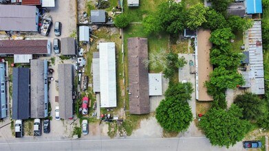 13710 Brownsville St in Houston, TX - Building Photo - Building Photo