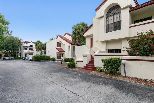 1413 Avon Ln in North Lauderdale, FL - Building Photo - Building Photo