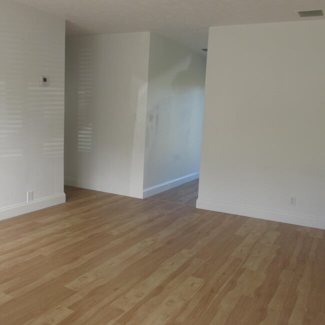 607 SW Seagull Terrace in Port St. Lucie, FL - Building Photo - Building Photo