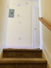 104 Cove Ct, Unit B in Bronx, NY - Building Photo - Building Photo