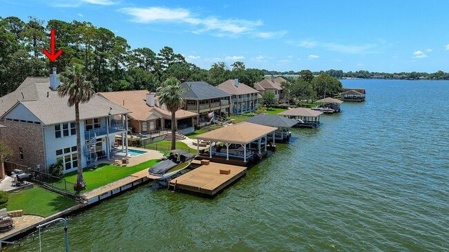 12374 Lake Vista Dr in Willis, TX - Building Photo - Building Photo