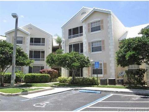 2861 N Oakland Forest Dr, Unit 104 in Oakland Park, FL - Building Photo - Building Photo