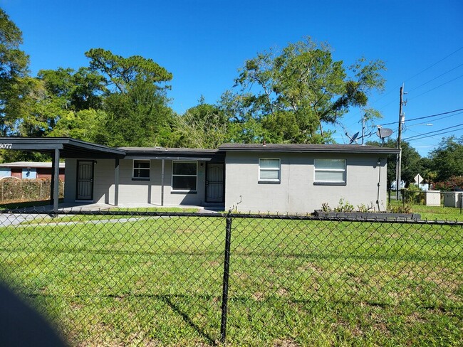 property at 5077 Fredericksburg Ave