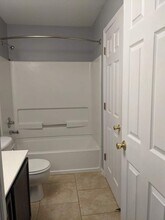 3994 Blackstone Dr in Aurora, IL - Building Photo - Building Photo