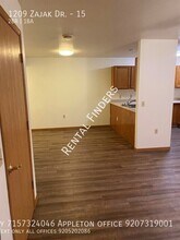 1209 Zajak Dr in Baraboo, WI - Building Photo - Building Photo