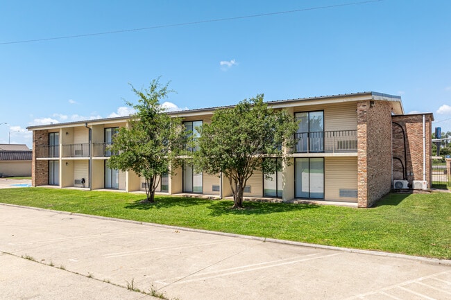 26 Hundred Residences in Lake Charles, LA - Building Photo - Building Photo