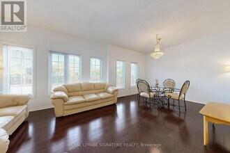 6509 Valiant Heights in Mississauga, ON - Building Photo - Building Photo