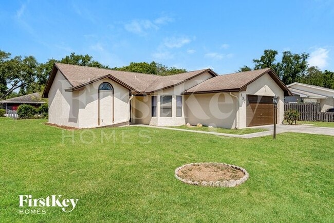 137 Lameraux Rd in Winter Haven, FL - Building Photo - Building Photo