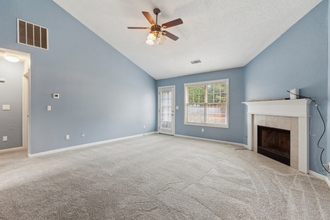 232 Gilliam Ct in Locust Grove, GA - Building Photo - Building Photo