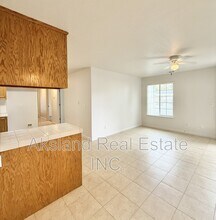 421 N Walnut Ave in Manteca, CA - Building Photo - Building Photo