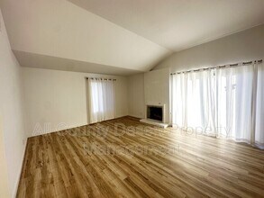 1675 N Fairway Cir E in Palm Springs, CA - Building Photo - Building Photo