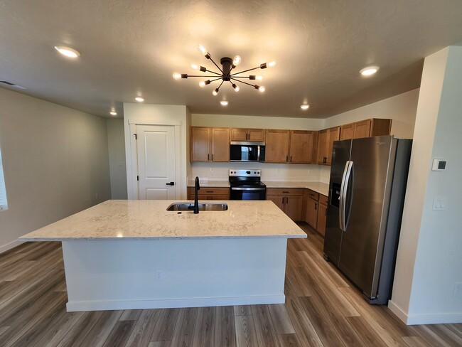 property at 19473 N Kershaw Ave