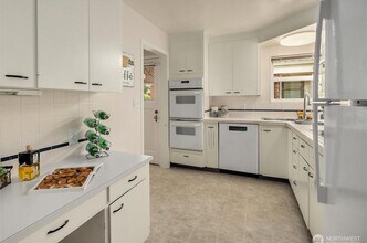 5035 47th Ave NE in Seattle, WA - Building Photo - Building Photo