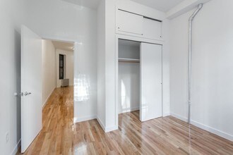 315 e 89 Street in New York, NY - Foto de edificio - Floor Plan