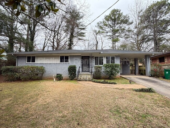 3721 Brookcrest Cir in Decatur, GA - Building Photo - Building Photo