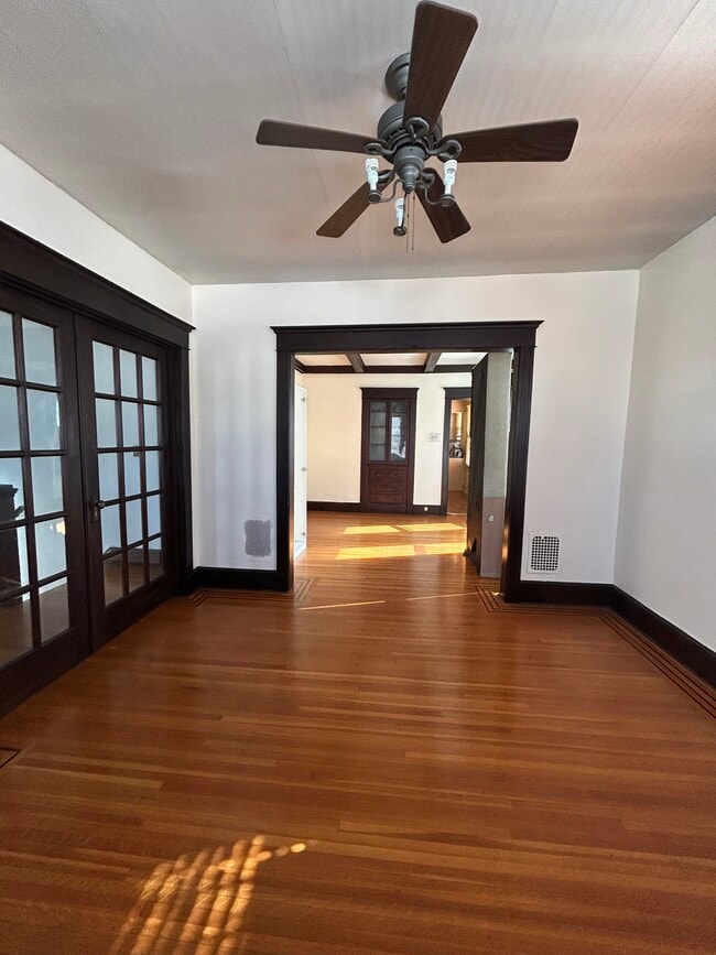 189 Alden Ave, Unit 2nd fl in New Haven, CT - Building Photo - Building Photo