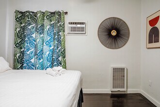 1806 Washington Way, Unit A in Venice, CA - Foto de edificio - Building Photo