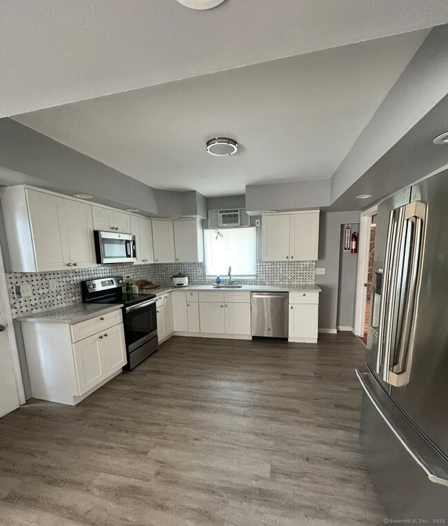 21 North St in West Haven, CT - Building Photo - Building Photo