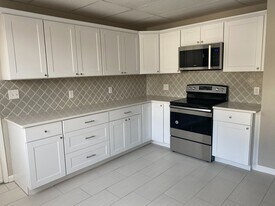 820 Main St in Dickson City, PA - Building Photo