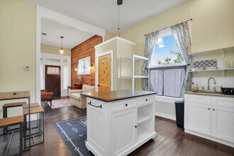 628 Hunstock Ave in San Antonio, TX - Building Photo - Building Photo
