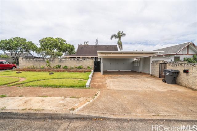 property at 95-544-544 Naholoholo St