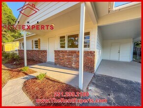 6652 Zeigler Blvd in Mobile, AL - Building Photo - Building Photo
