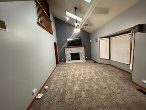 1163 Shoreline Dr in Aurora, IL - Building Photo - Building Photo