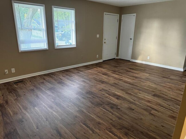 8828 E 41st Pl in Indianapolis, IN - Building Photo - Building Photo