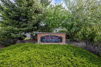 10700 Emily Dr in La Grande, OR - Building Photo - Building Photo