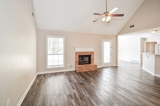 3721 College Bluff in Olive Branch, MS - Building Photo - Building Photo