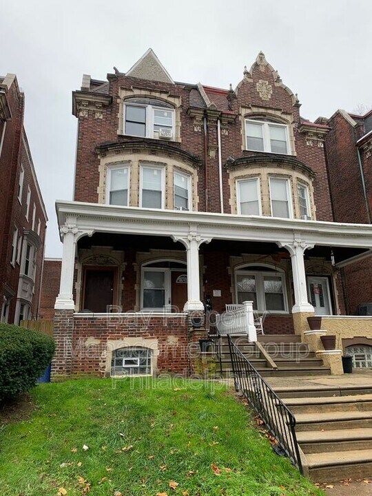 5104 Wayne Ave Photo