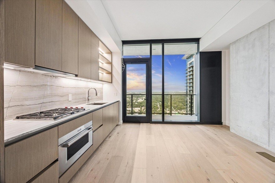 610 Davis St, Unit 3101 in Austin, TX - Foto de edificio
