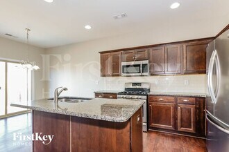 11021 Comiskey Ln in Charlotte, NC - Building Photo - Building Photo