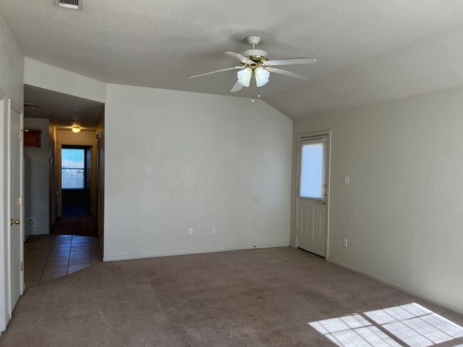 4106 Wine Cup Rd in Copperas Cove, TX - Foto de edificio - Building Photo